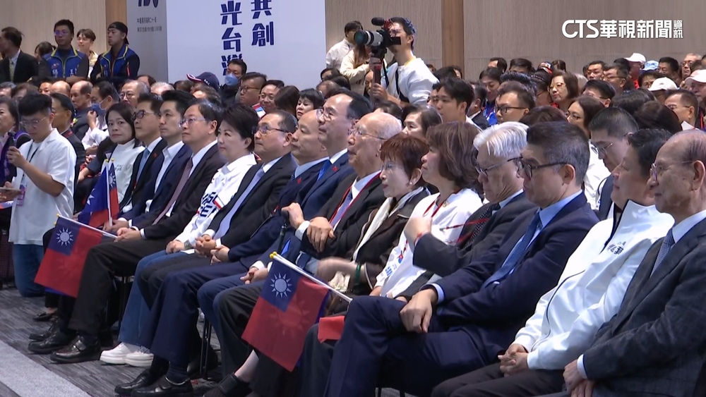 藍全代會登場！議程太短挨轟「一言堂」　延長平眾怒