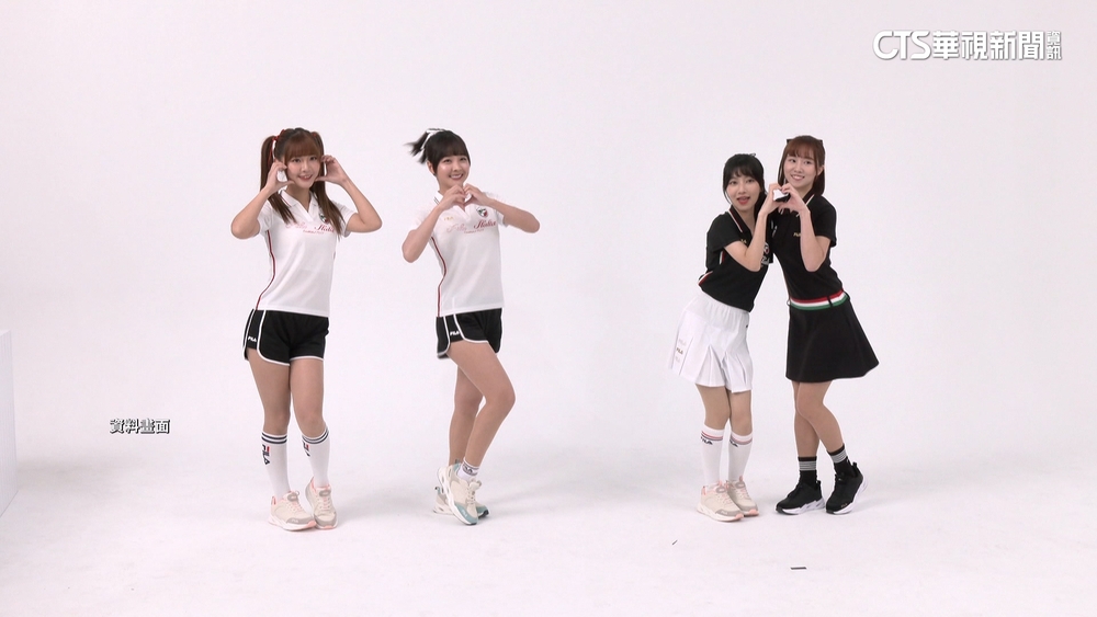 棒球英雄大遊行15：20登場！　18人啦啦隊熱血應援