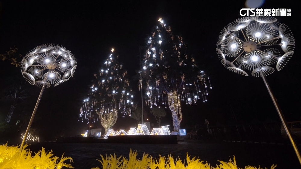 全台最高耶誕樹！　海拔2千米「梨山」冬夜點亮