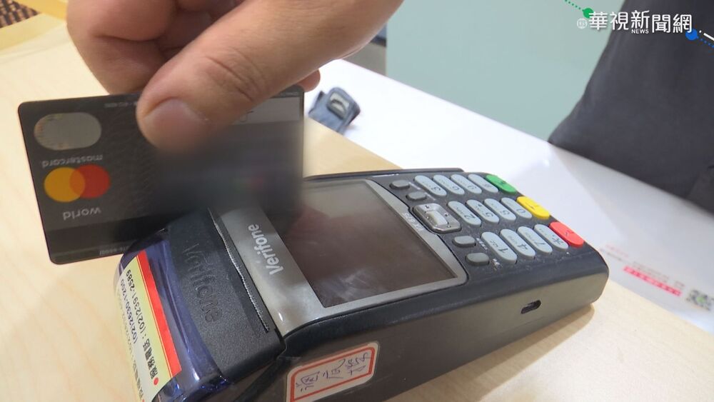 「買買買」30歲女染強迫性購物症　欠下數十萬債務