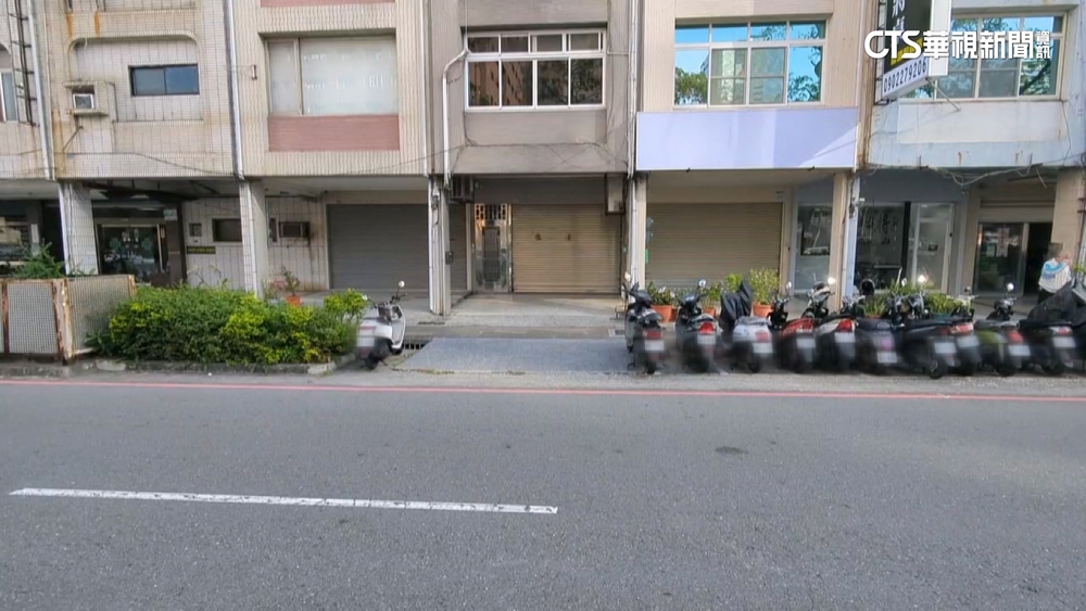 住戶用水泥覆蓋機車格阻停車　高雄工務局出手