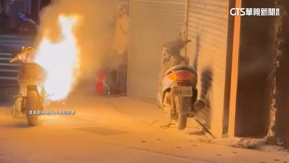 微電車等紅燈突起火　疑改裝過頭整車燒光