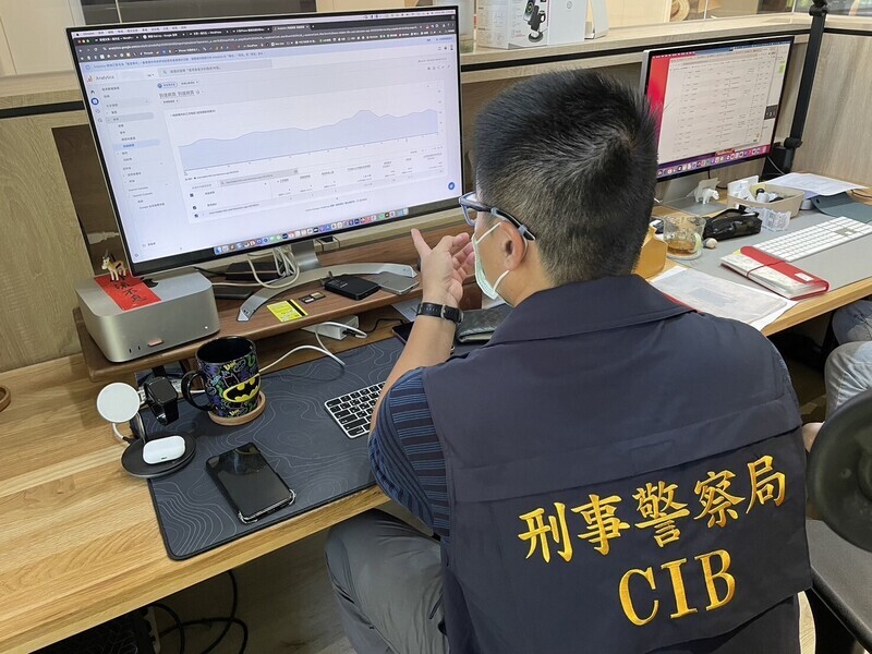 教學下載非法APP軟體看盜版被逮　　「瘋先生」：全力配合司法程序