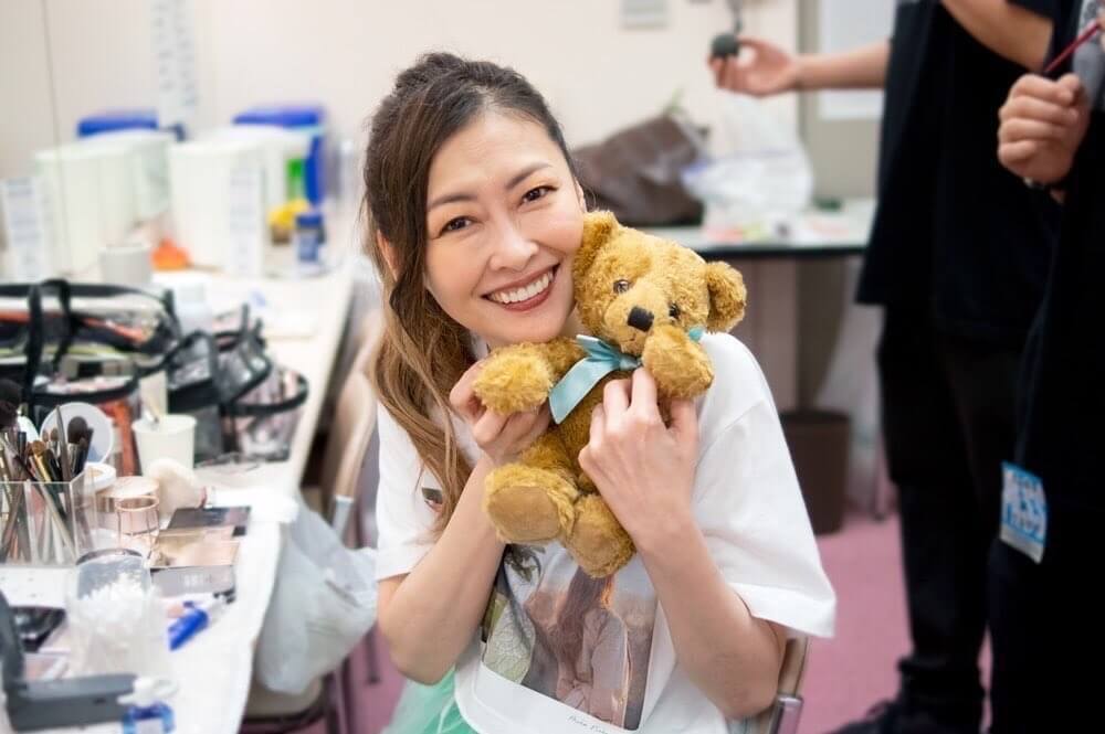 《情書》中山美穗過世享年54歲　被發現陳屍家中浴缸