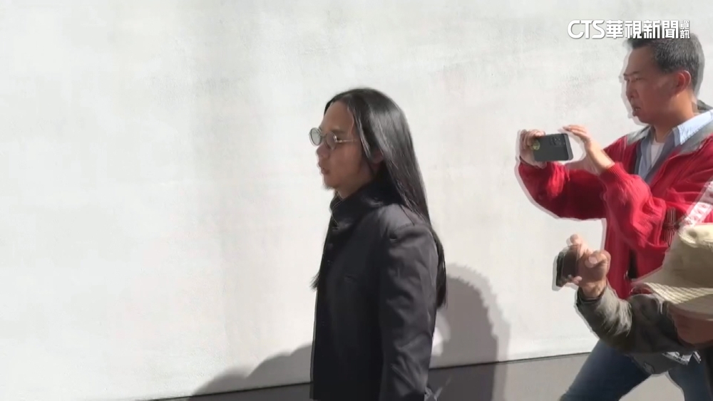 中捷砍人案！　兇嫌改口否認砍人　長髮哥出庭作證