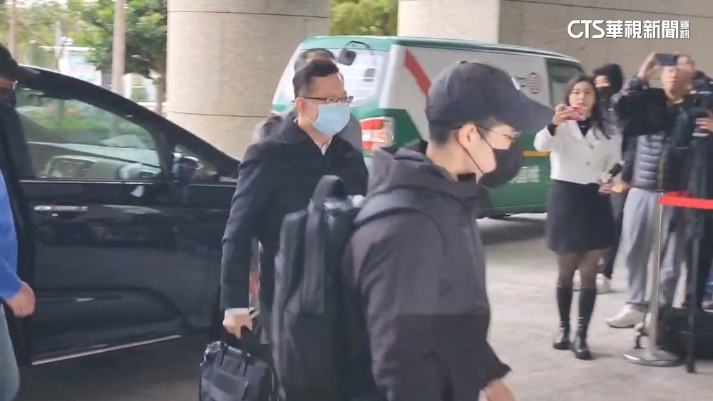 桃園市長任內涉收賄500萬　鄭文燦首開庭否認犯罪