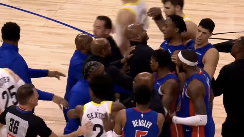 活塞爵士險爆「全武行」 爵士作客7分差險退活塞