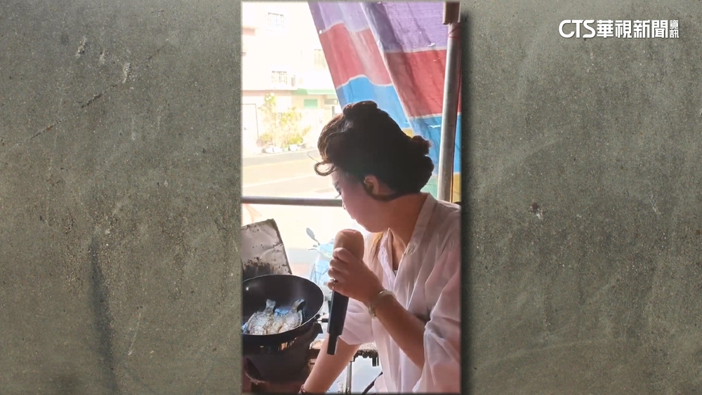 戲班真實人生！後台討生活　邊唱歌仔戲邊煎魚