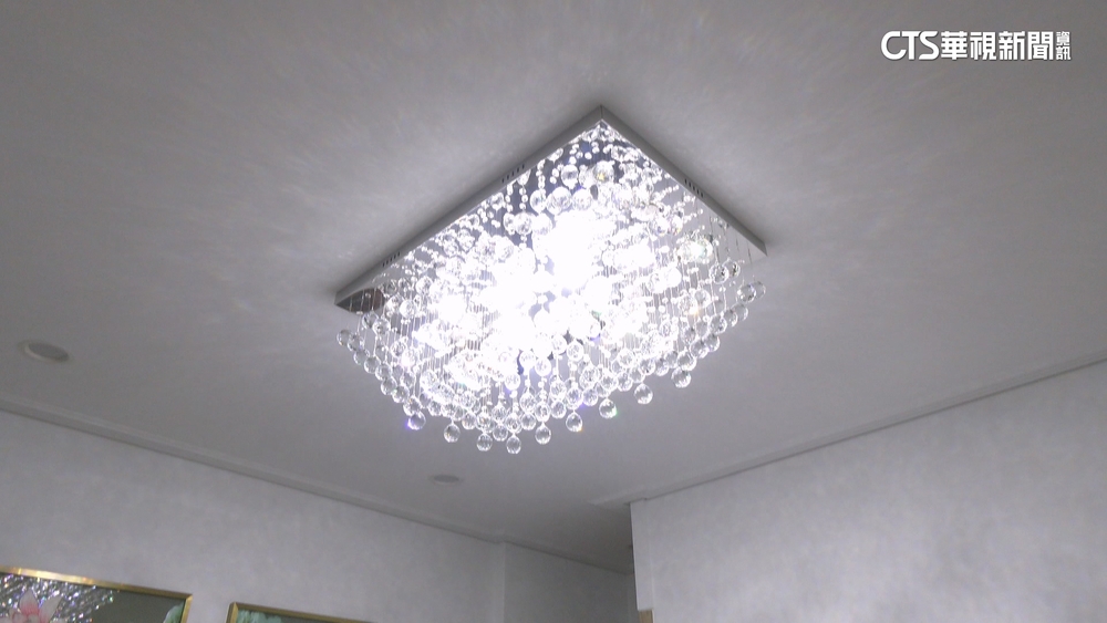 張惠妹開唱里民稱「類地震」　直擊水晶燈搖晃