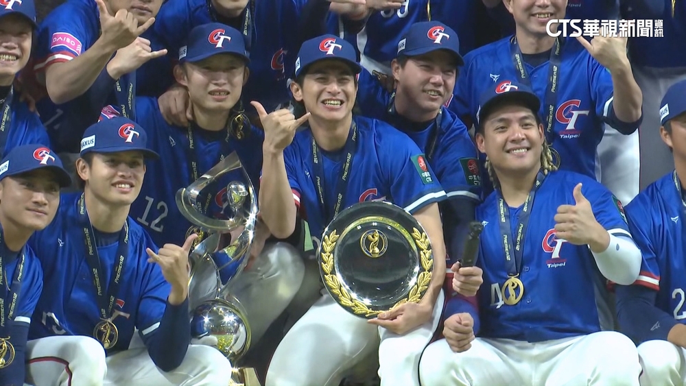 12強「冠軍之路特展」　明年元旦台博館展出