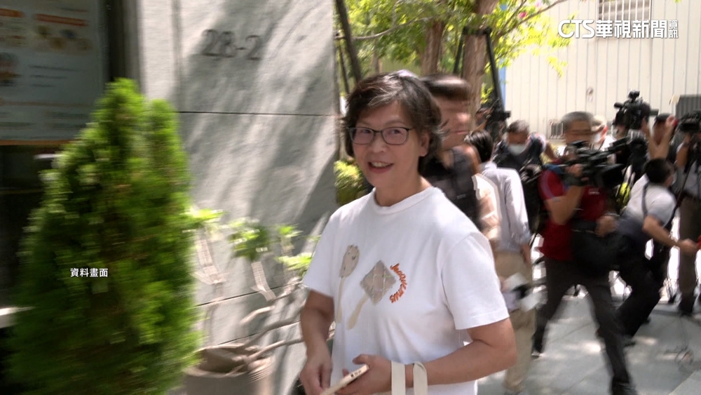 請辭中市府顧問獲准！　被問柯文哲遭起訴 蔡壁如：心情很差