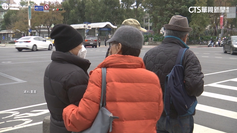 強烈冷氣團週末報到！　氣象粉專曝「接近寒流」下探9度