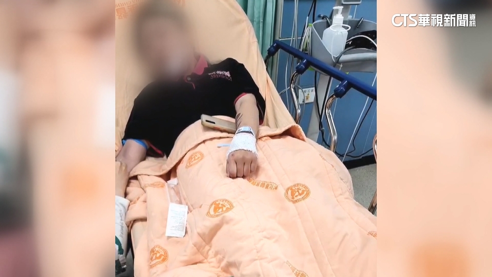 轎車右轉撞機車肇逃　少女無照載友遭撞飛2傷