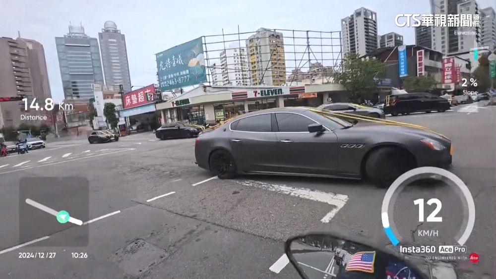 「上億送葬車隊」狂飆闖紅燈　卡路中央擋綠燈通行