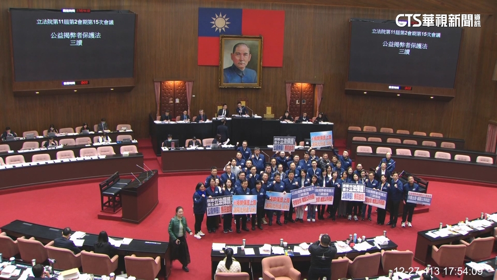 65歲以上免繳健保掀反彈　藍定調「老福法」暫緩