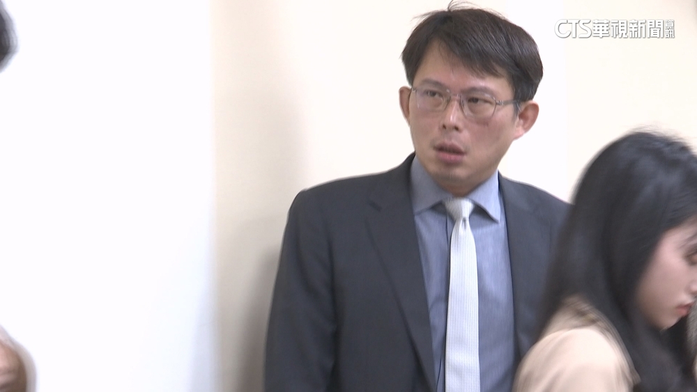 財產申報僅153萬！籌3千萬救柯？　黃國昌稱「好友幫忙」