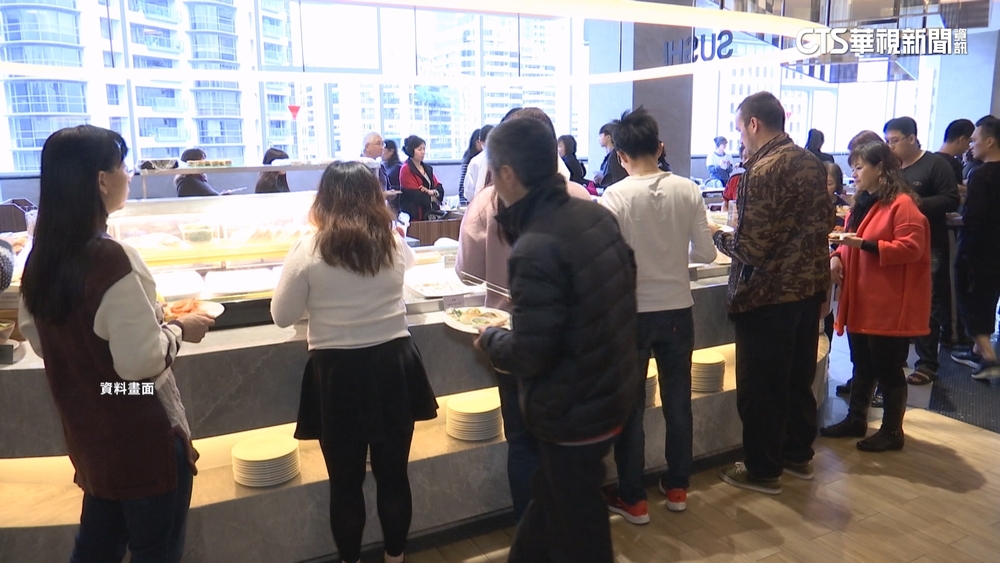 新年吃到飽調漲！　饗食天堂.文華東方Buffet都變貴