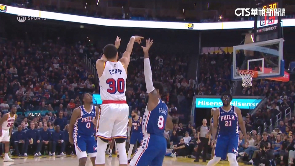 「咖哩大神」彈無虛發　三分球8投全中射垮76人