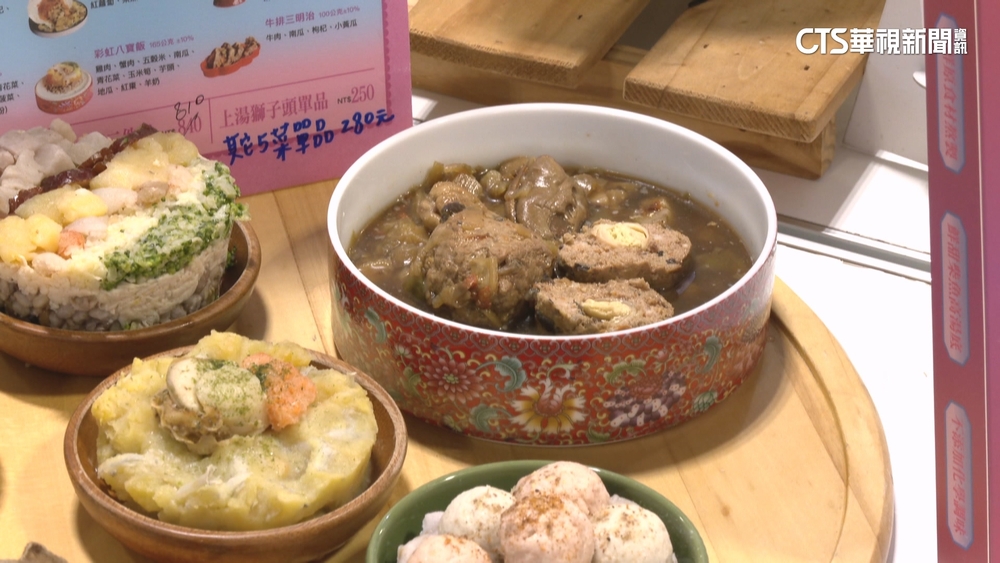 寵物一起圍爐！　「毛孩年菜」干貝.牛排享海陸大餐