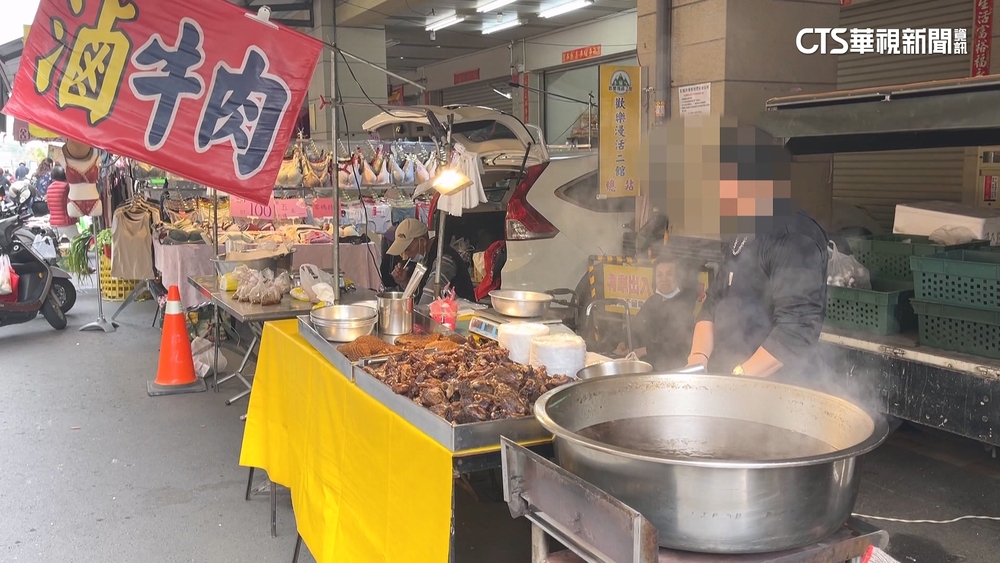 牛肉攤塑膠袋包生肉煮　高雄衛生局：違反食安法