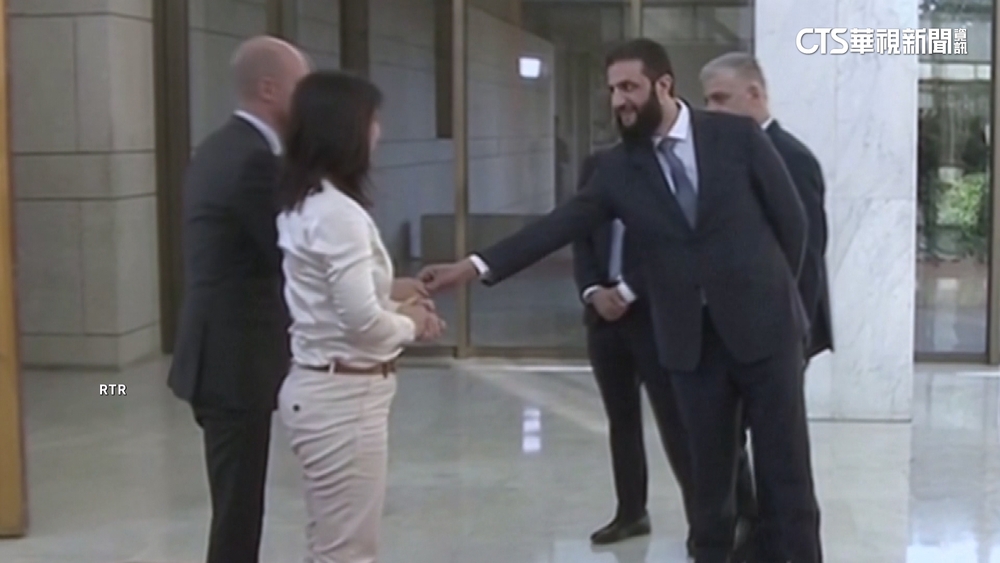 敘利亞穆斯林新領袖　與德國女外長「不握手」惹議