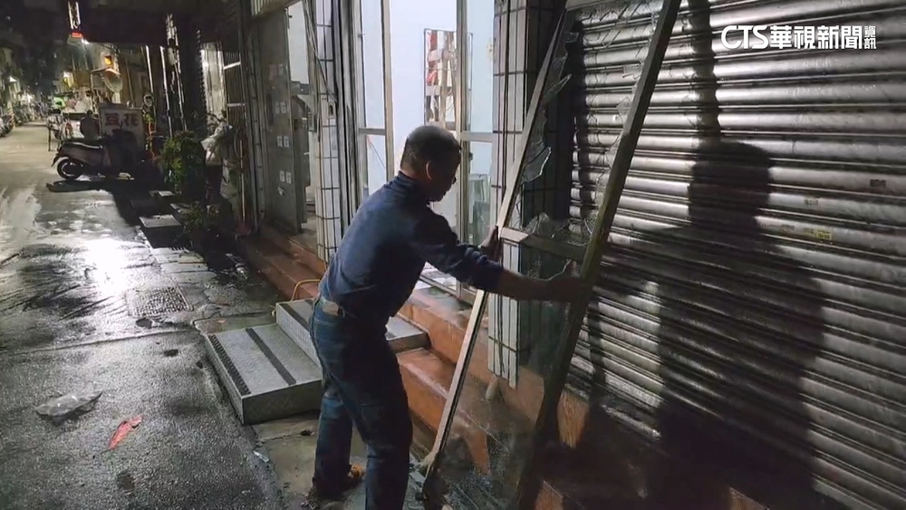 三重建案鄰損案　周圍民宅確認安全「住戶可返家」