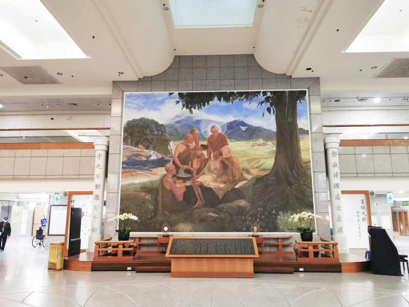 大林慈濟允諾壁畫「加原創者名」 畫家兒批：贗品不銷毀留當證據？