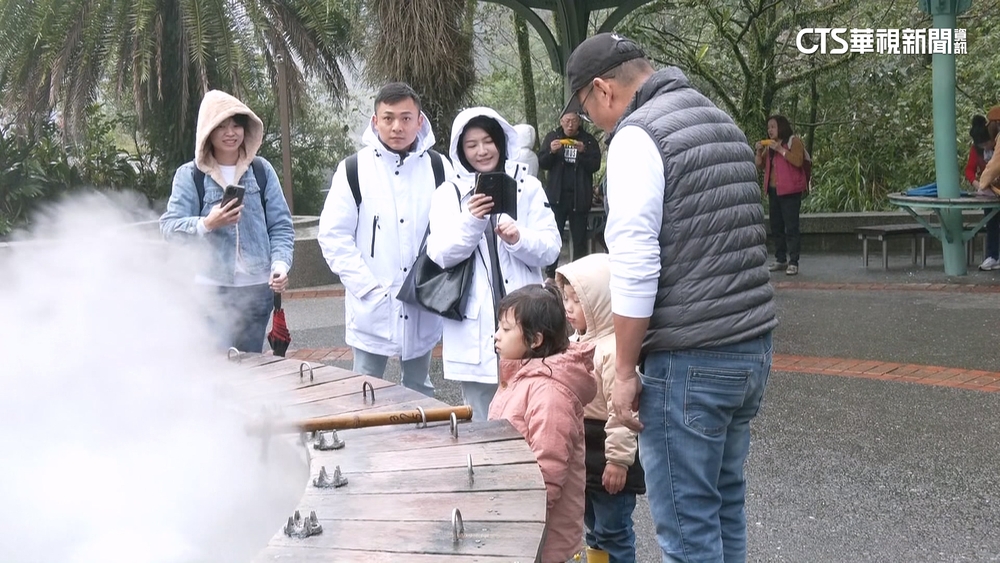 宜蘭太平山體感溫度僅-2度　遊客興奮盼降雪