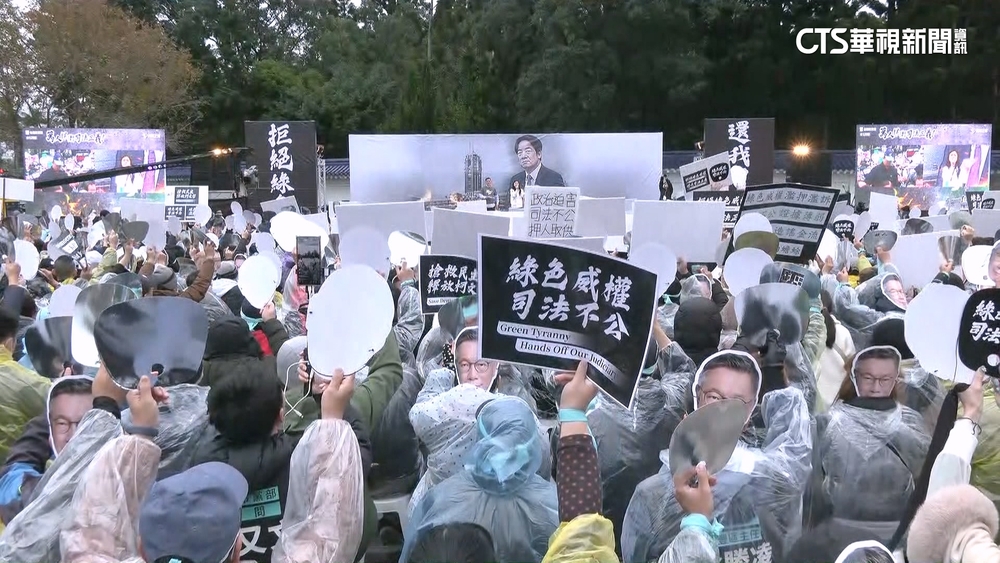 黃國昌號召小草「釘孤枝」　王琬諭：滿足一己.一黨之私