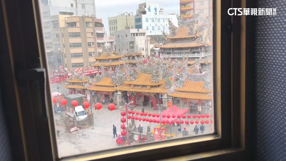 「粉紅超跑」魅力！白沙屯進香　朝天宮旁飯店訂光