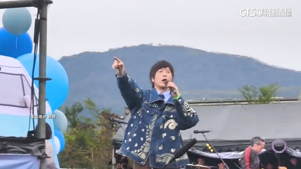 等了2個月！五月天花蓮玉里開唱　滿場粉絲高舉應援棒