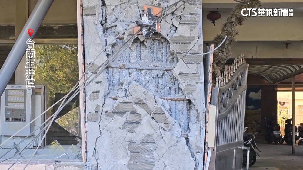 傾倒危機！　玉井文化大廈梁柱歪水泥剝落　撤26戶住戶