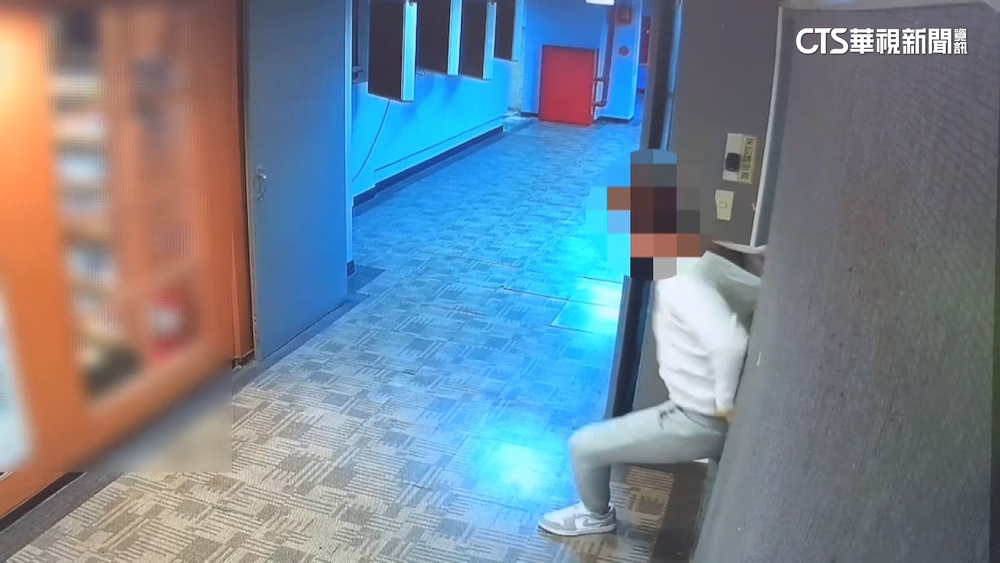 東區百貨暗藏賭場！男賭輸遭囚毆打　警攻堅逮人