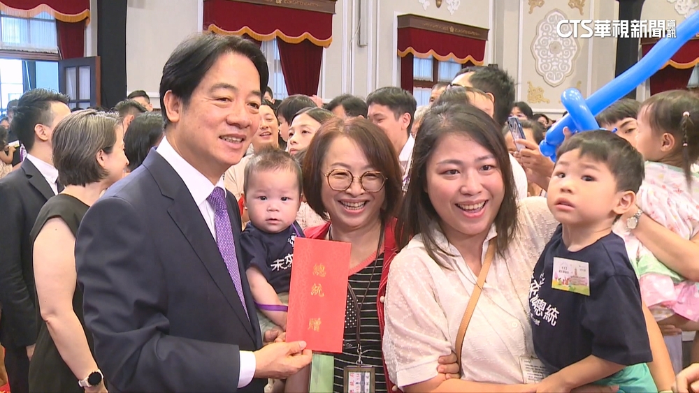 總統府預算被刪　潘孟安：員工沒禮金　藍委：可從其他科目出