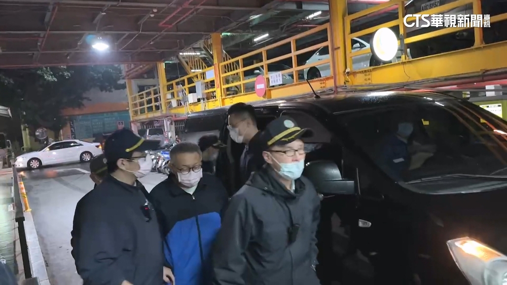 柯赴新竹台大醫院探父親　北所證實：申請返家探視