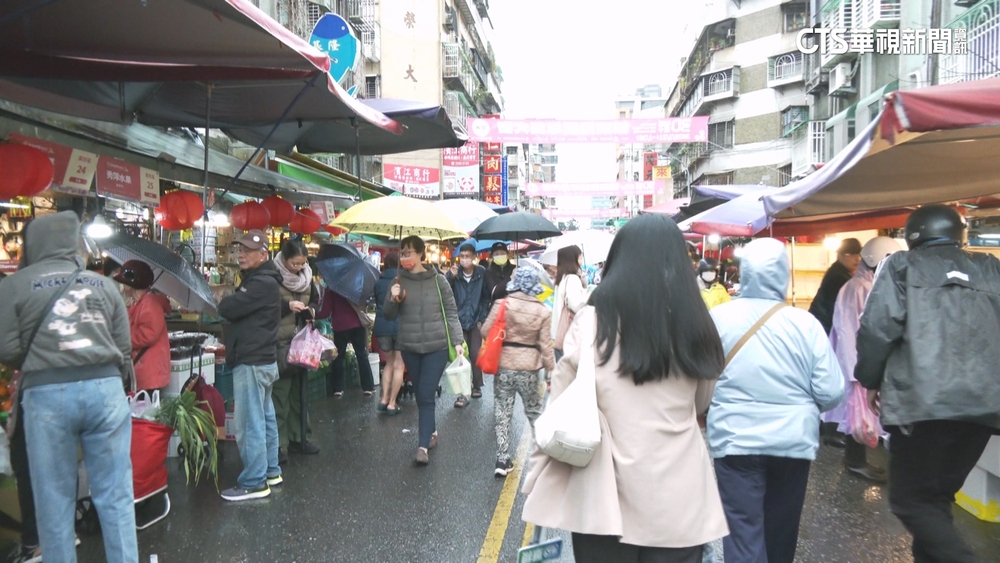 貨量影響售價　年貨攤商：日本進口海鮮貴4-5百元