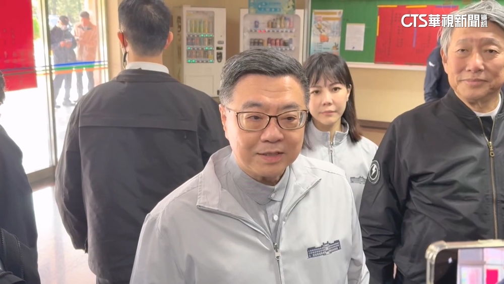 卓揆憂台電恐虧4千億.擬「總預算覆議」　李彥秀：沒擔當