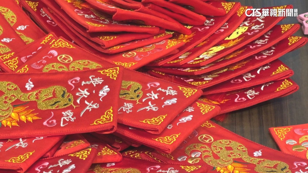 金蛇年刺繡紅包袋　純手工年節限定