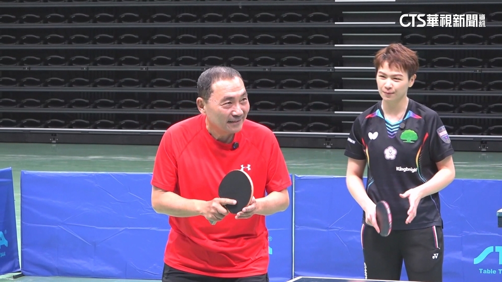 備戰世壯運！侯友宜特訓桌球　誇口打贏國手