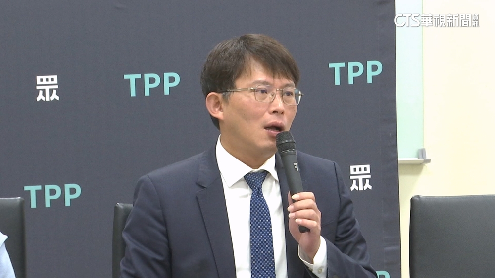 黃國昌喊話賴清德反大罷免 四叉貓酸：不勞藍營側翼說三道四