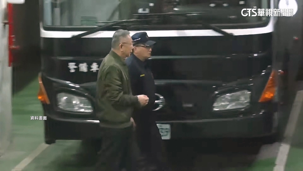 柯文哲遞狀控含血噴人　鍾小平：法院見真章