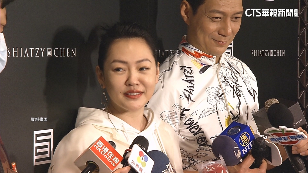 小S悲痛暫停工　傳把大S骨灰放家中「每天看姊」