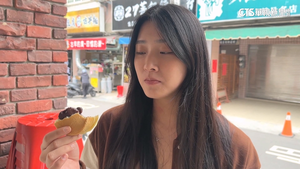 搶萬元獎金　拍照拚「美食接龍」　正妹暴紅吸網友朝聖