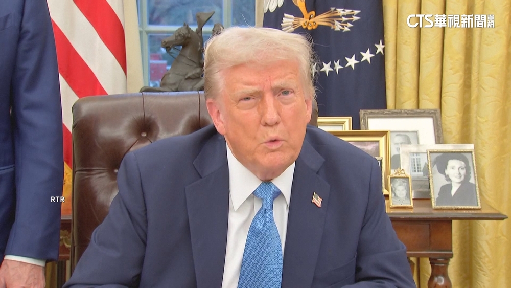 川普揮舞裁員大刀提「優離」　要200萬公務員自提離職