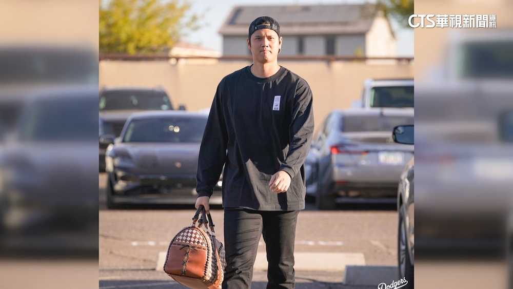 道奇貼出練投影片　宣告大谷新賽季「投打二刀流」