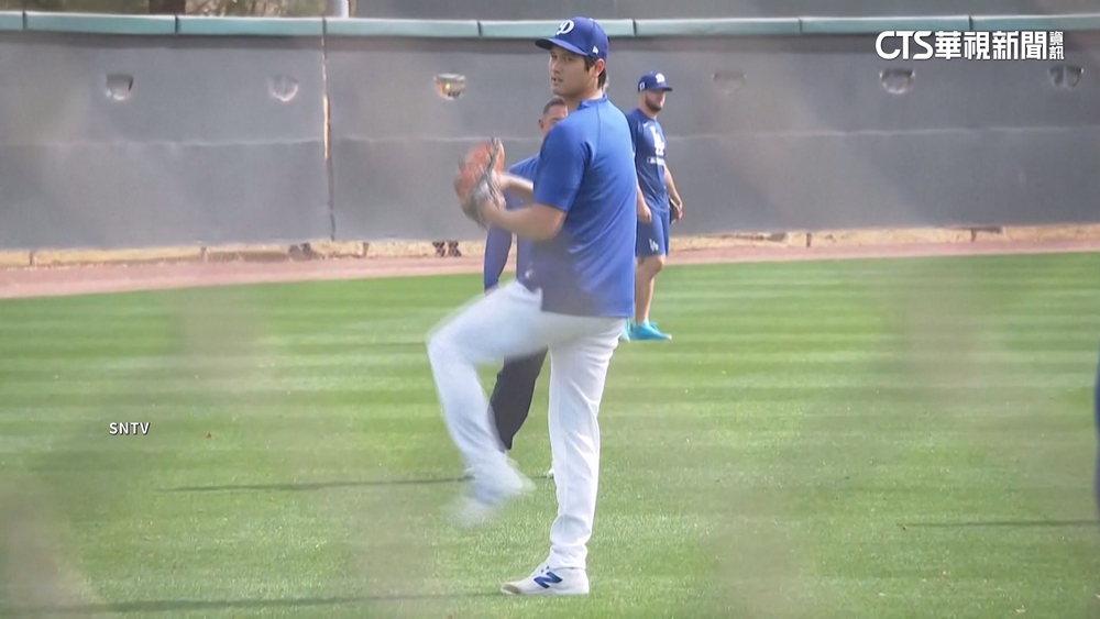 道奇「投捕報到日」大谷.山本.佐佐木首度合體