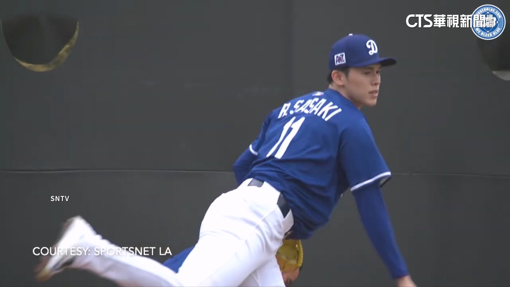 佐佐木朗希春訓進牛棚　練投35球捕手大讚！