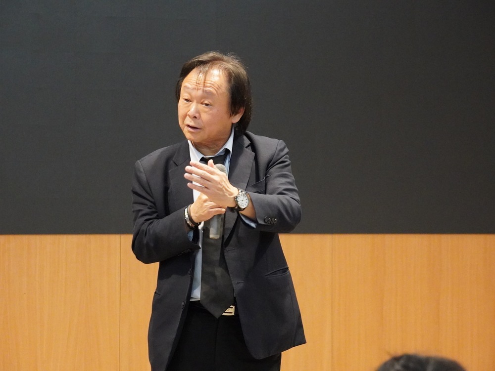 王世堅跑行程出車禍！　臉書發文報平安：阿堅人沒事