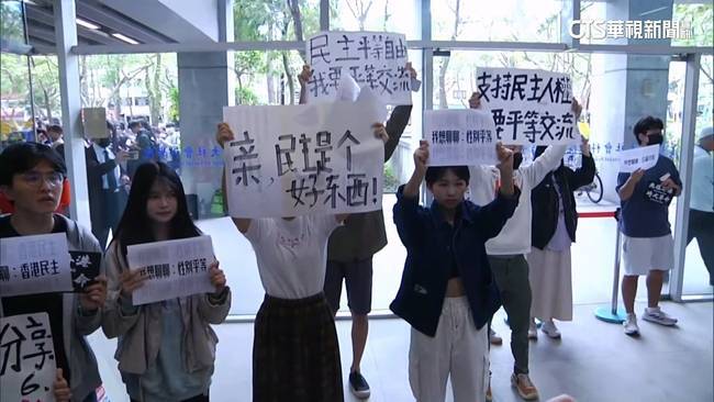 接待中生團引爭議　台大社科院學生會長遭高票罷免
