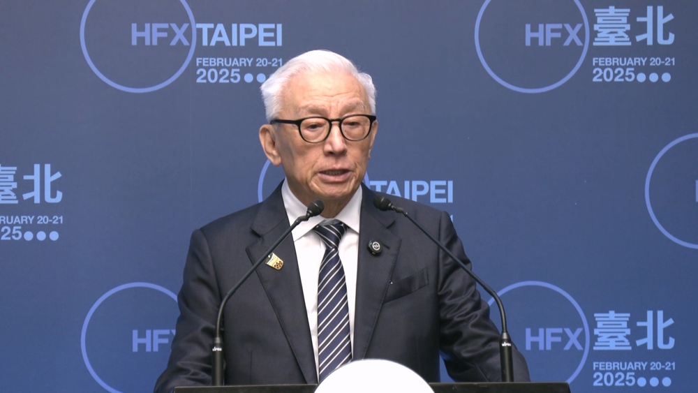 曹興誠再回私密照風波　直言：中國、中共同路人用不入流理由抹黑